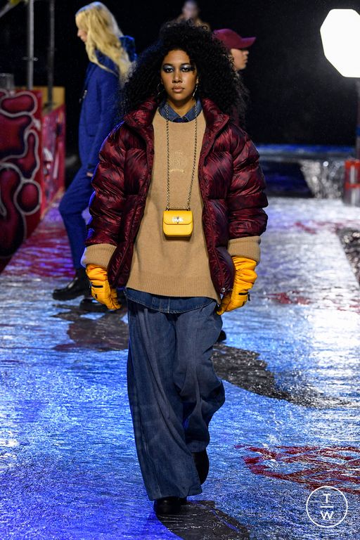 FW22 Tommy Hilfiger Look 42