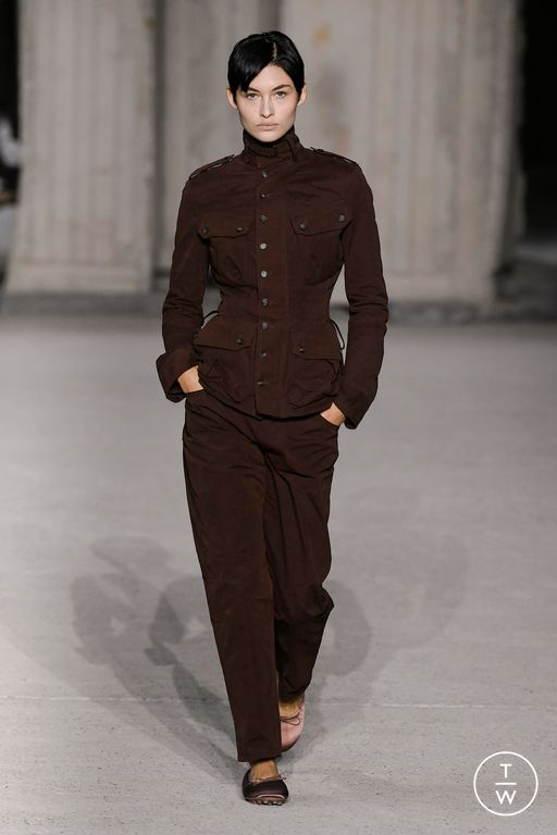 SS23 Tod's Look 36
