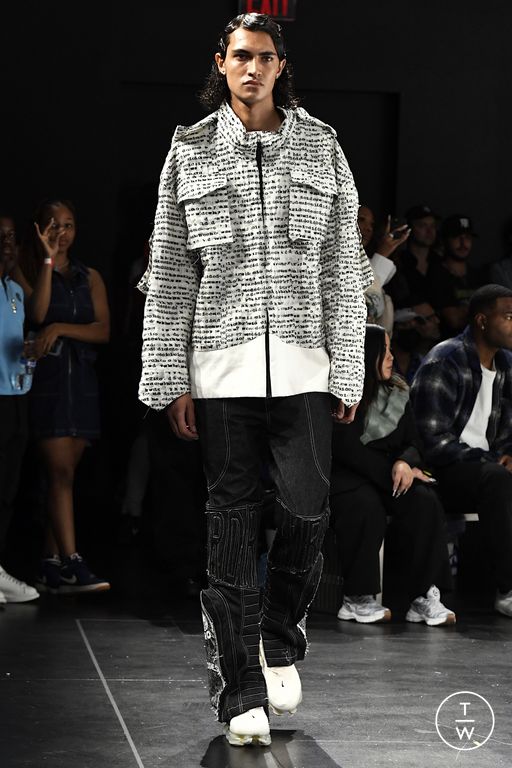 SS23 Who Decides War Look 15