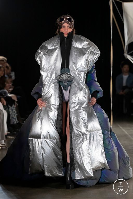 Fall/Winter 2023 MITHRIDATE Look 60