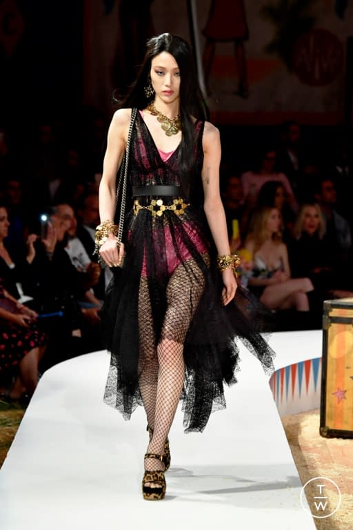 RS19 Moschino Look 59