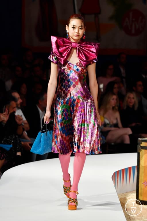 RS19 Moschino Look 61