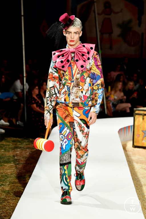 SS19 Moschino Look 64