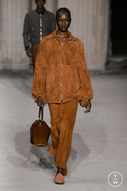 SS23 Tod's Look 41