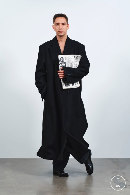 RS26 JW Anderson Look 74