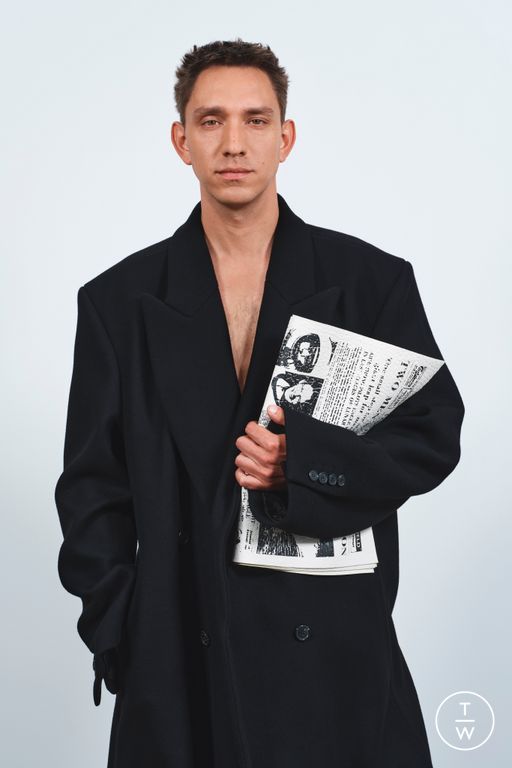 RS26 JW Anderson Look 75