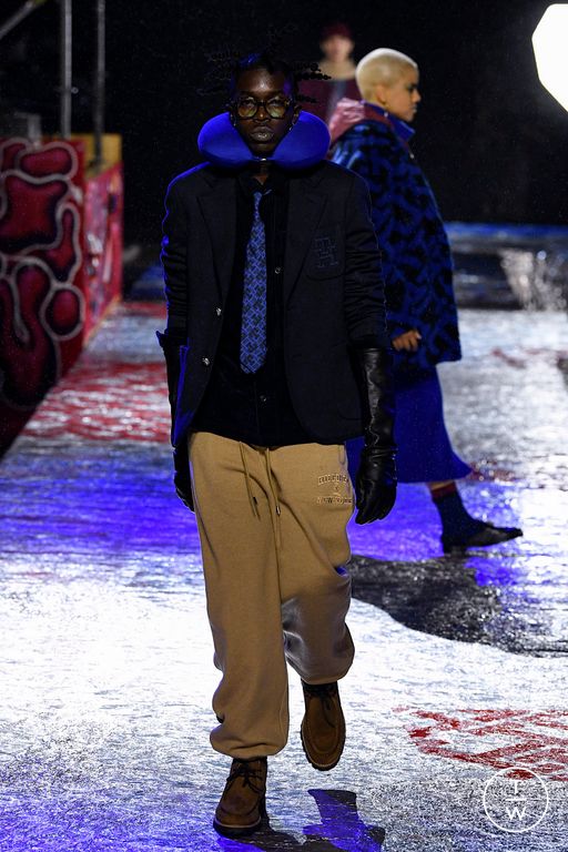 FW22 Tommy Hilfiger Look 40