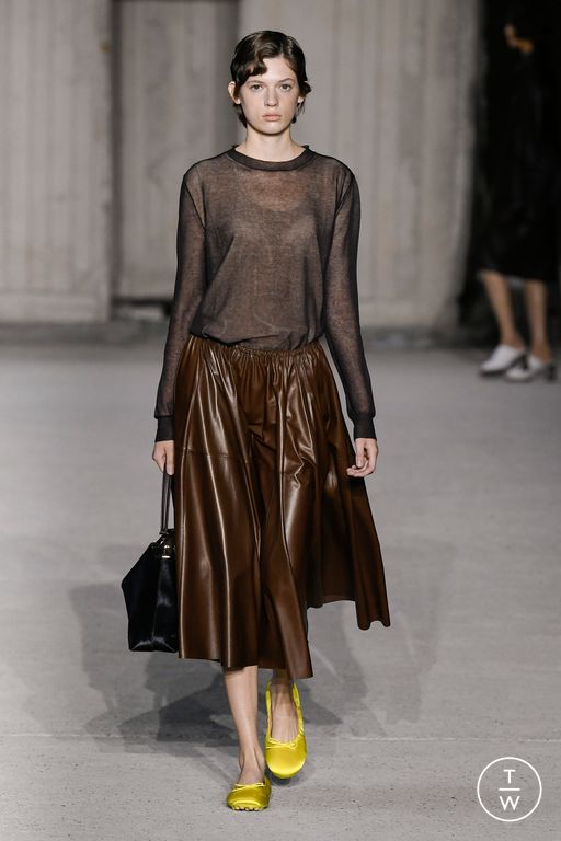 SS23 Tod's Look 31