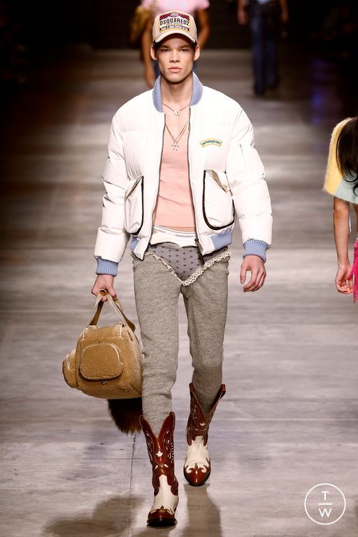 Fall/Winter 2023 Dsquared2 Look 5