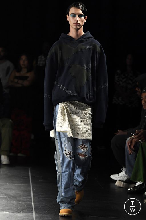 SS23 Who Decides War Look 2