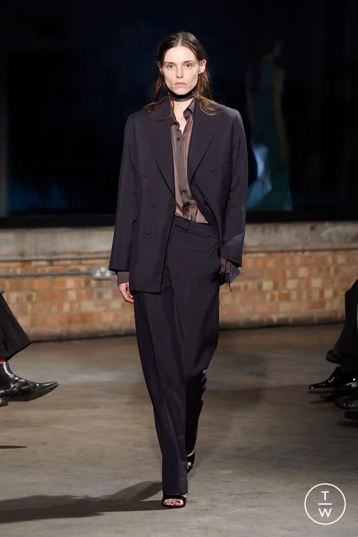 SS26 Aaron Esh Look 20