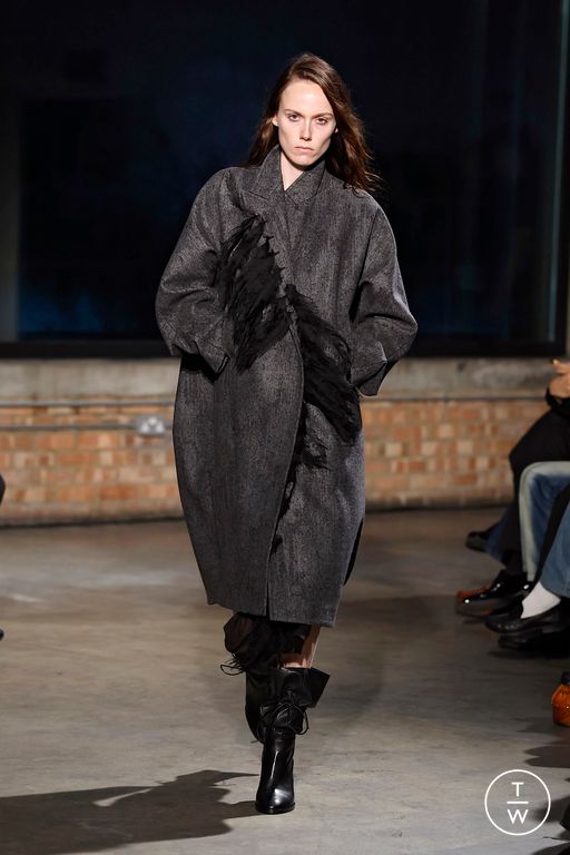 SS26 Aaron Esh Look 34