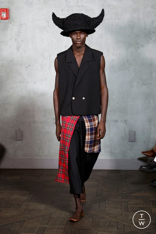 FW26 Advisry Look 27