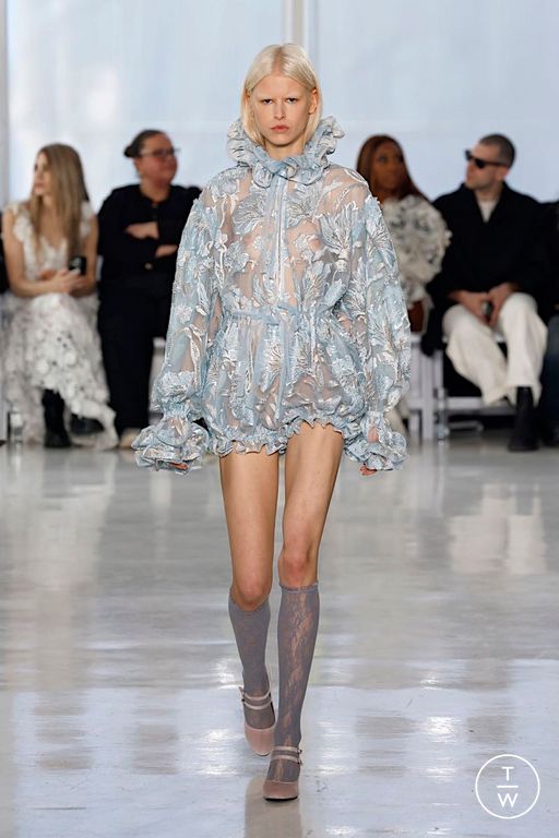 FW25 AKNVAS Look 6