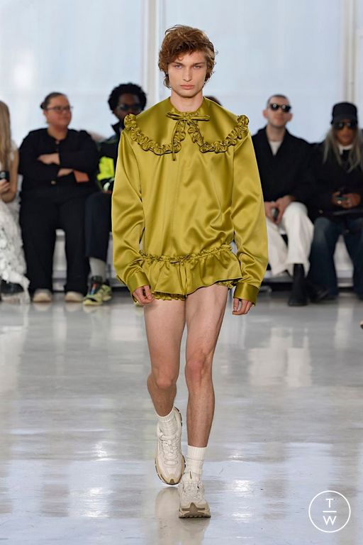 FW25 AKNVAS Look 8