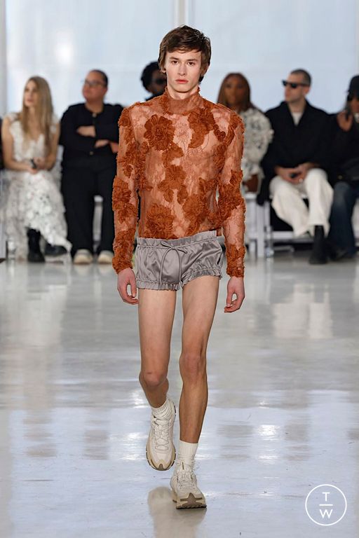 FW25 AKNVAS Look 13