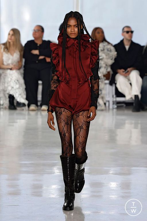 FW25 AKNVAS Look 19