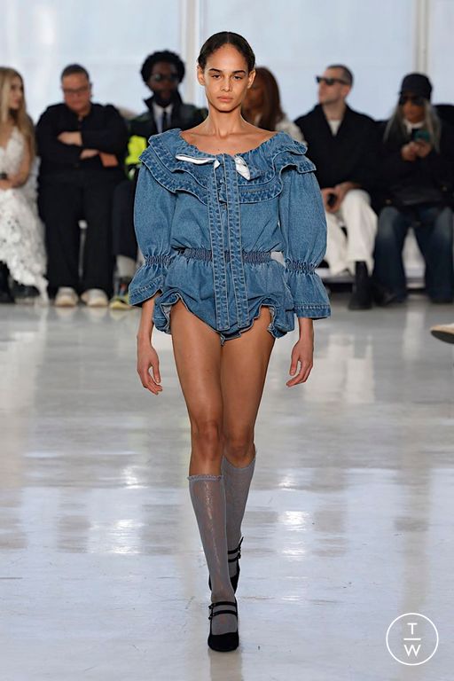 FW25 AKNVAS Look 23