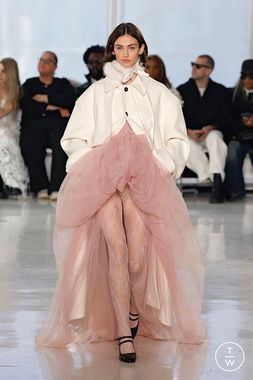 FW25 AKNVAS Look 26
