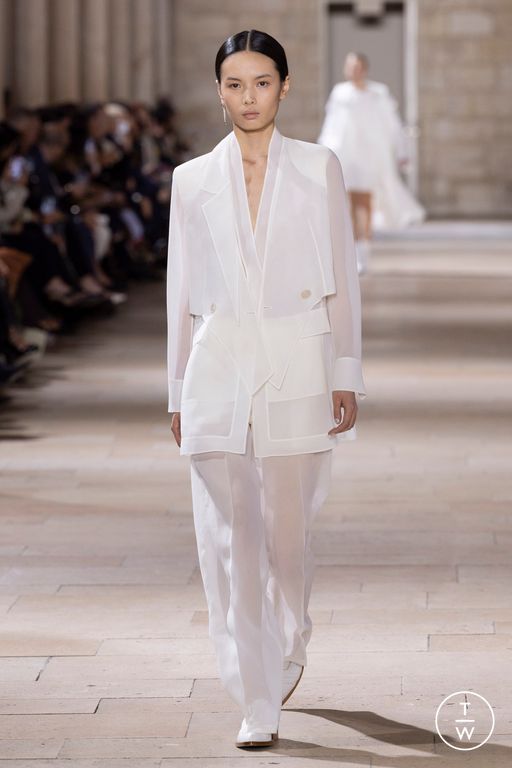 SS25 Akris Look 14