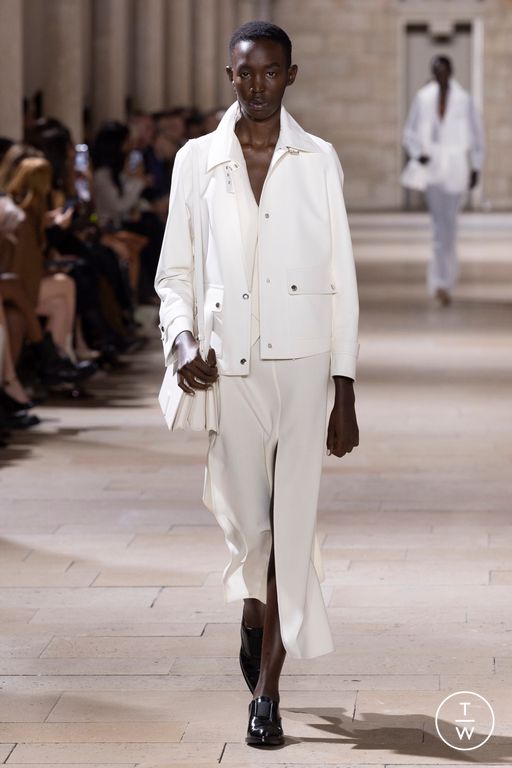 SS25 Akris Look 19