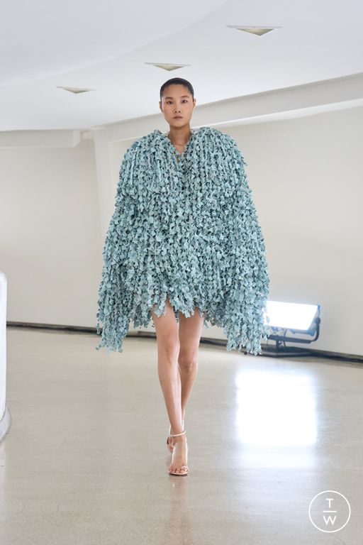 Spring-Summer 2025 Alaïa Look 32