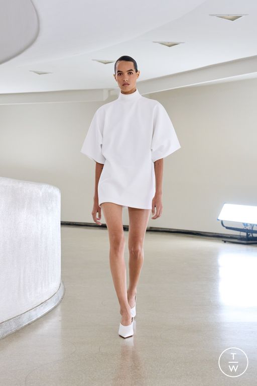 Spring-Summer 2025 Alaïa Look 35