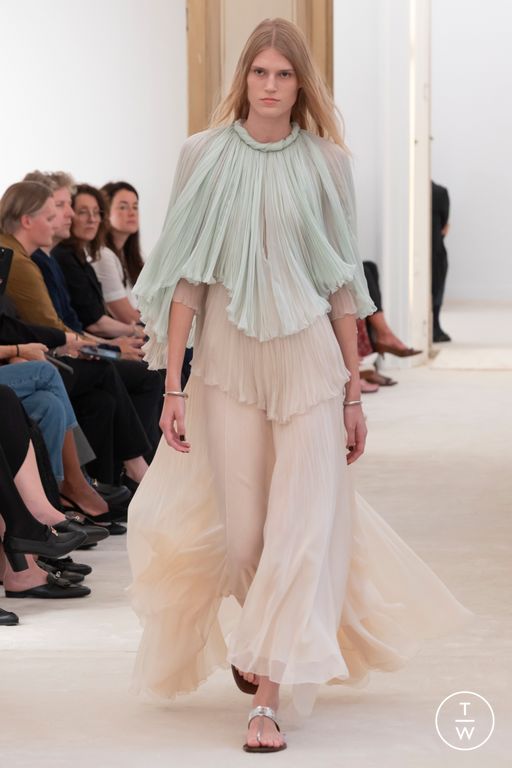 SS26 Alberta Ferretti Look 34