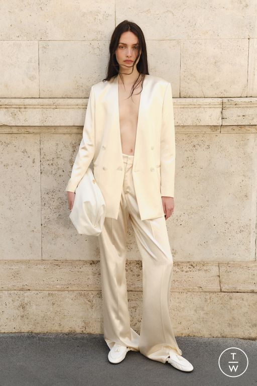 RS 26 Alberta Ferretti Look 2