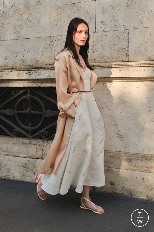 RS 26 Alberta Ferretti Look 24