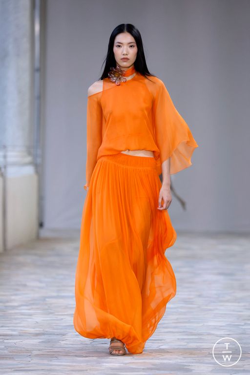 Spring-Summer 2025 Alberta Ferretti Look 4