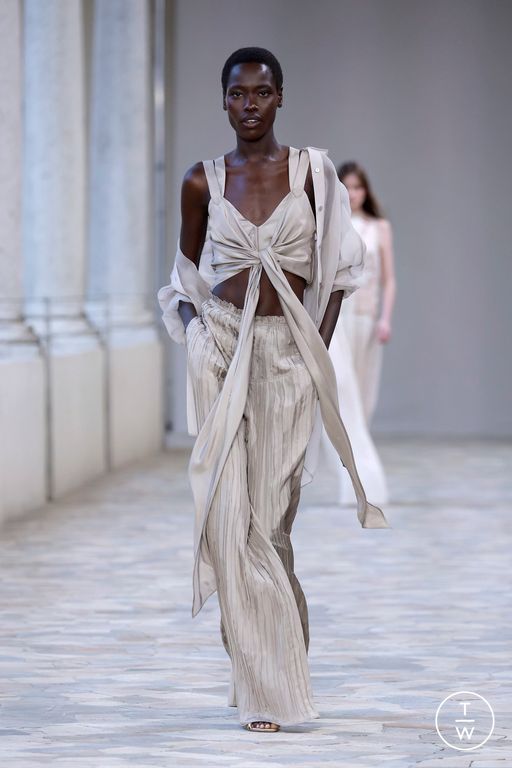 Spring-Summer 2025 Alberta Ferretti Look 5