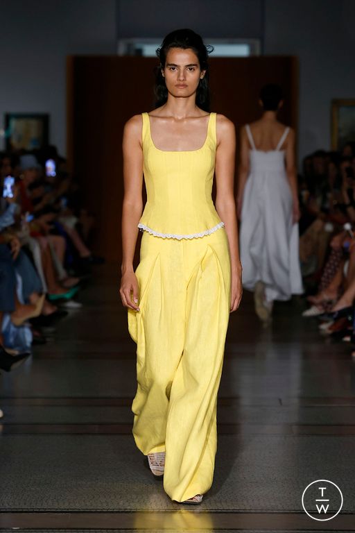 Spring-Summer 2025 Alejandra Alonso Rojas Look 2