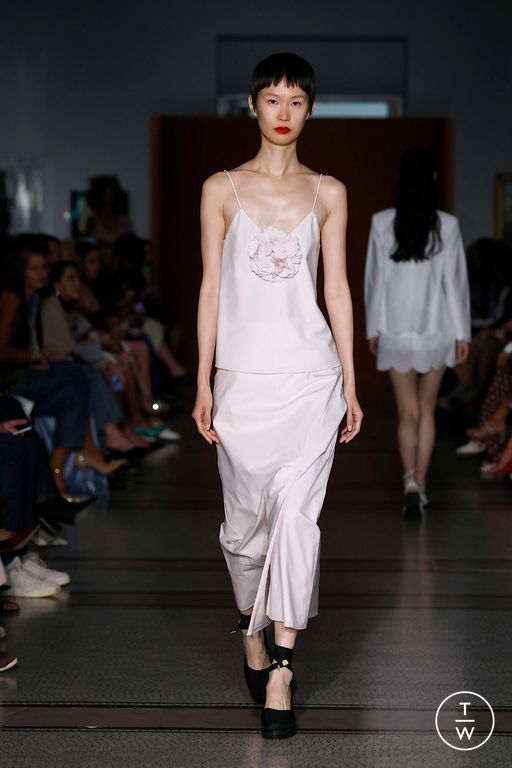 Spring-Summer 2025 Alejandra Alonso Rojas Look 24