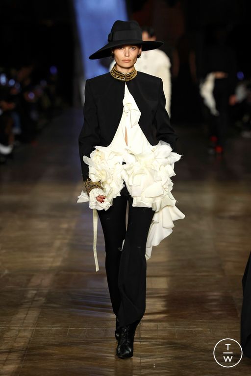 FW25 McQueen Look 36