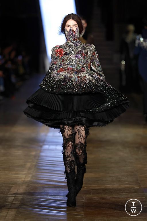 FW25 McQueen Look 47