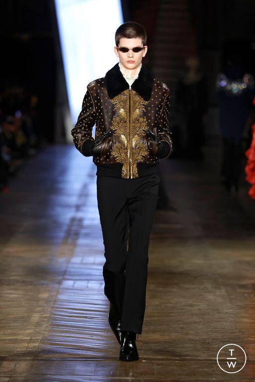 FW25 McQueen Look 48
