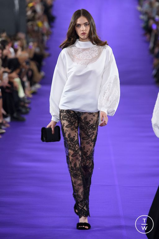 FW22 Alexis Mabille Look 4