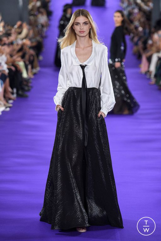 FW22 Alexis Mabille Look 6