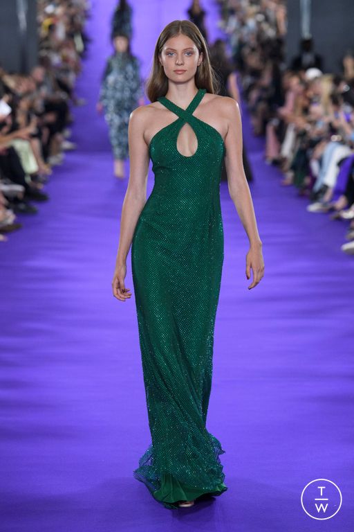 FW22 Alexis Mabille Look 30