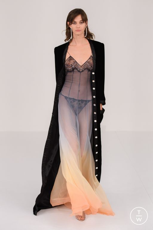 FW23 Alexis Mabille Look 13