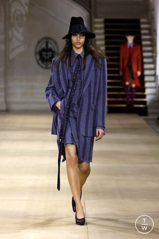 FW25 Andreas Kronthaler for Vivienne Westwood Look 1