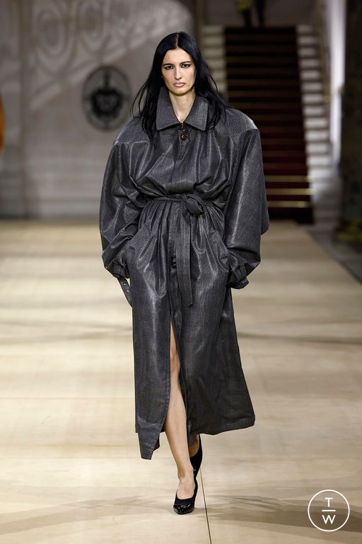 FW25 Andreas Kronthaler for Vivienne Westwood Look 13
