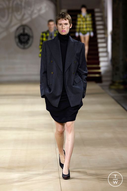FW25 Andreas Kronthaler for Vivienne Westwood Look 15