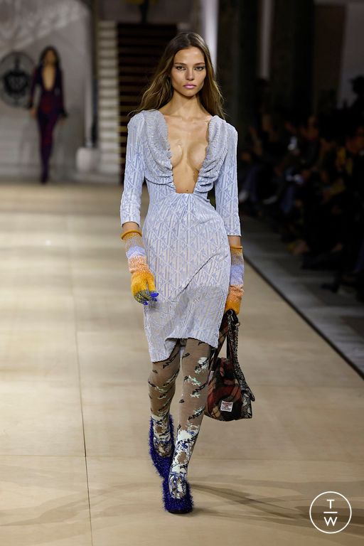 FW25 Andreas Kronthaler for Vivienne Westwood Look 36
