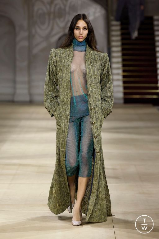FW25 Andreas Kronthaler for Vivienne Westwood Look 40