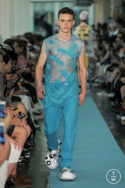 S/S 18 Angus Chiang Look 19