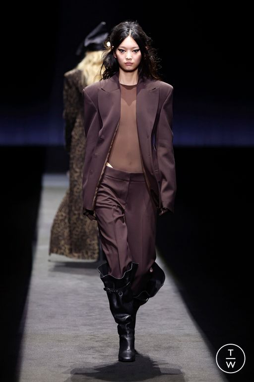 FW25 Aniye Records Look 18
