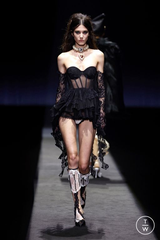 FW25 Aniye Records Look 35