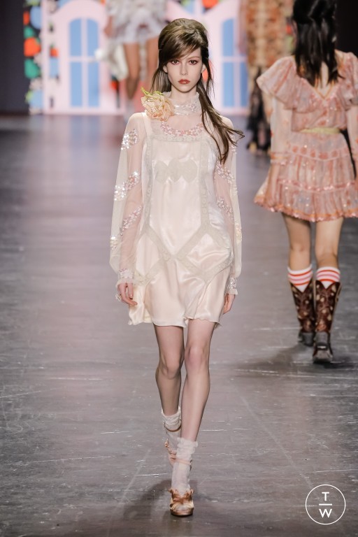 S/S 17 Anna Sui Look 41